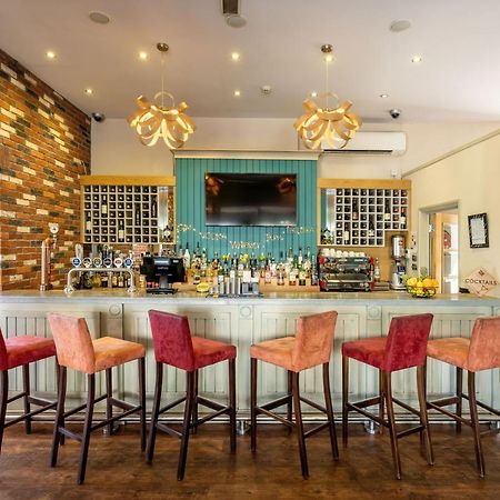 THE INN Hotel Bar&Restaurant Saint Helier Jersey Exterior foto