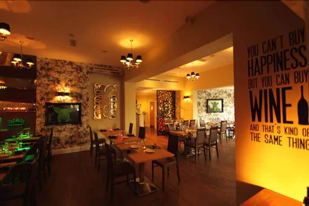 THE INN Hotel Bar&Restaurant Saint Helier Jersey Exterior foto